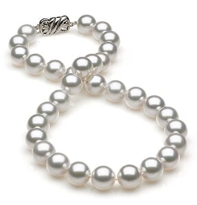 11 x1 2mm White Round South Sea Pearl Necklace