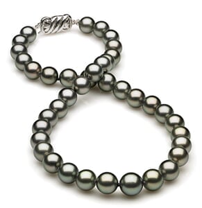 9 x 11mm Dark Grey Green Tahitian Pearl Necklace