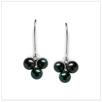 Black Pearl Earring Sweet Berry Japanese Akoya Cultured