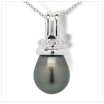 Gemma a Black Tahitian Cultured Pearl Pendant