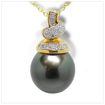 Estee a Black Tahitian Cultured Pearl Pendant