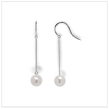 oz a Japanese Akoya Cultured Pearl Earrings