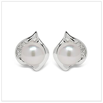 Rhine a Japanese Akoya Cultured Pearl Earring