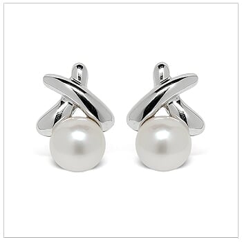 Fate a Japanese Akoya Cultured Pearl Earring