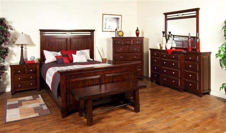 ideas for rustic bedroom with mahogany furniture